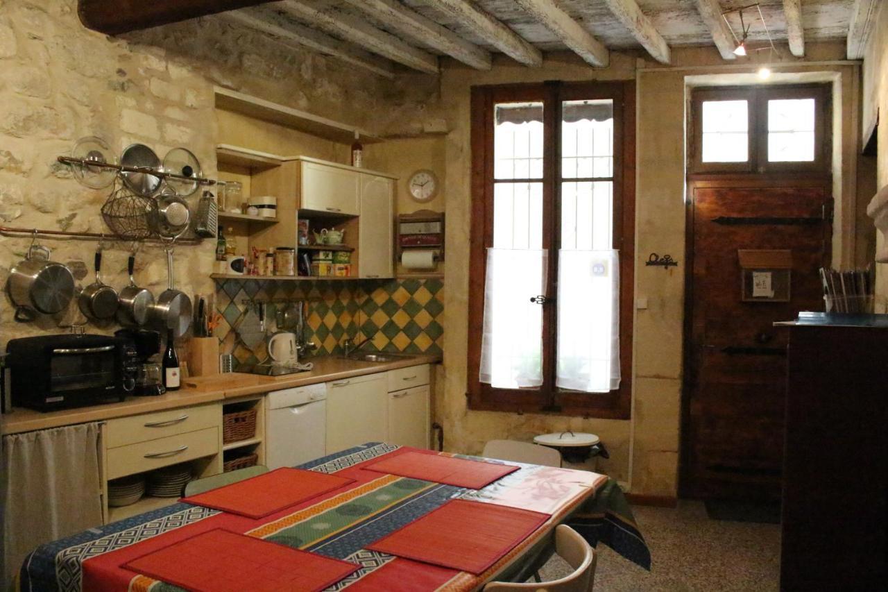 Villa La maison de Lara à Arles Extérieur photo