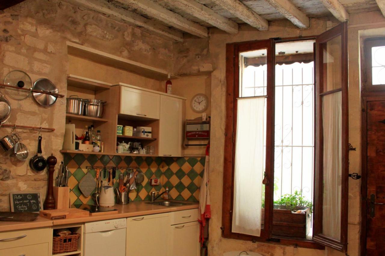 Villa La maison de Lara à Arles Extérieur photo
